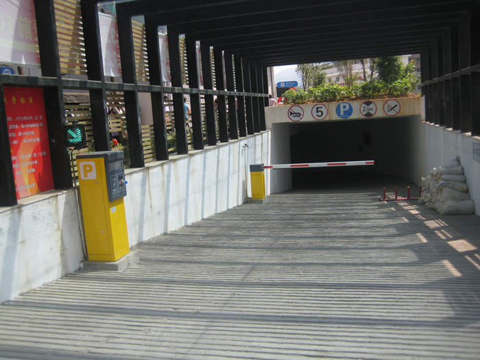 福建龍巖汽車(chē)客運中心停車(chē)場(chǎng)系統方案