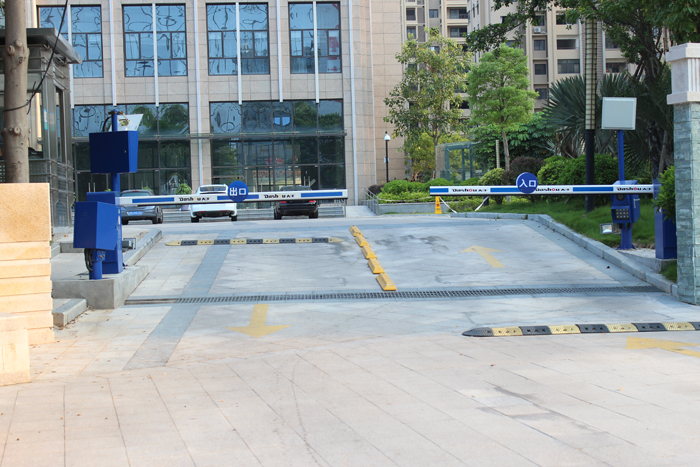 福建廈門(mén)禹州嘉美倫酒店公寓停車(chē)場(chǎng)系統
